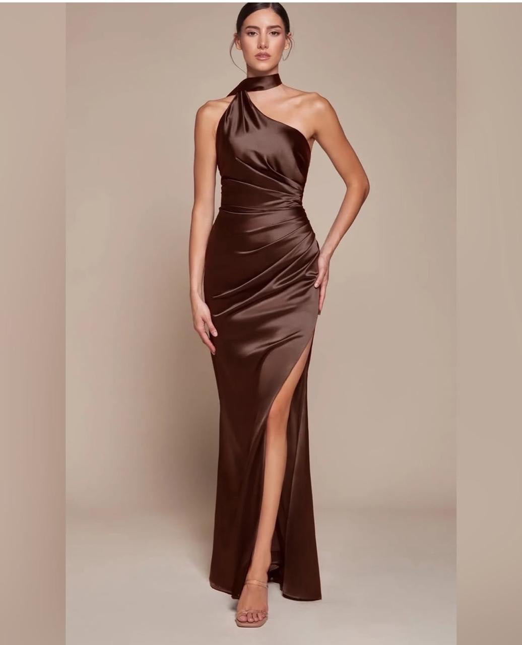 Vestido café asimétrico image 0
