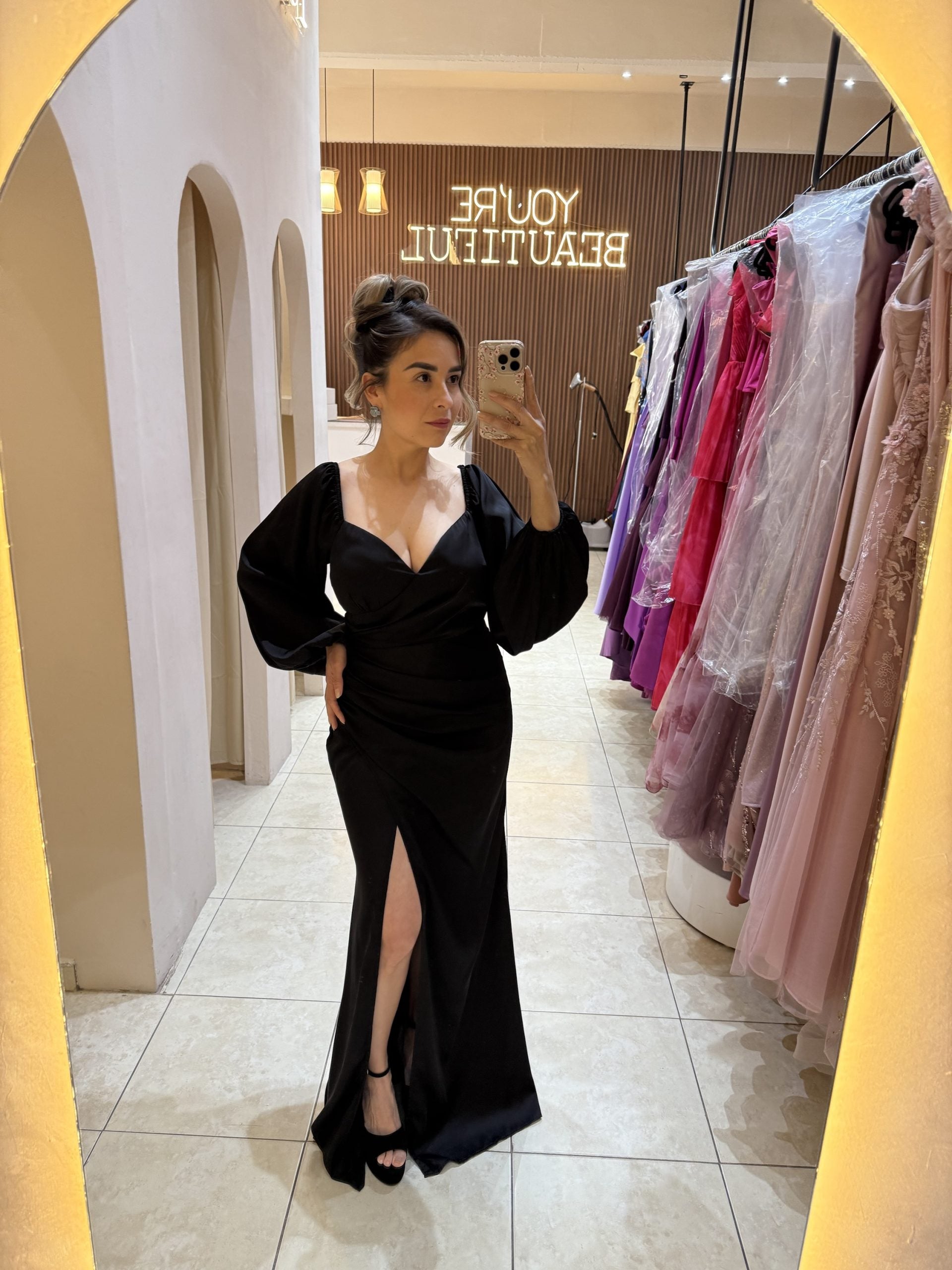 Vestido negro manga larga image 0