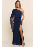 Vestido azul marino con capa integrada image 0