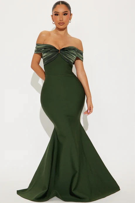 Vestido verde olivo off shoulder bandage image 1