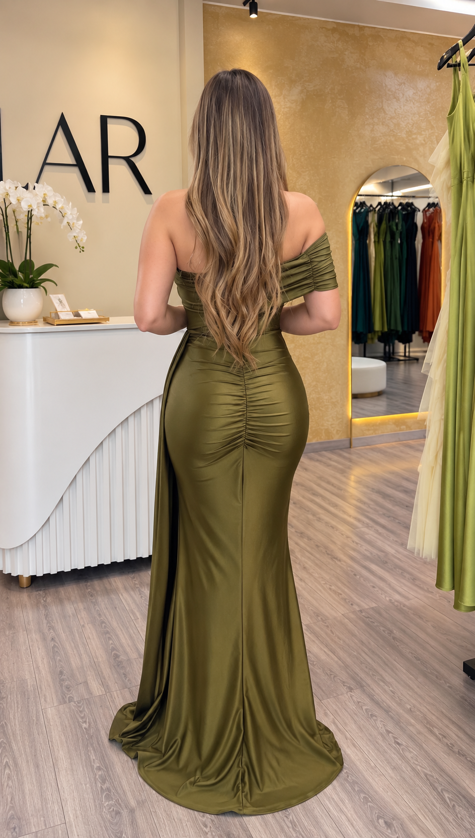 Vestido verde olivo licra satinada
