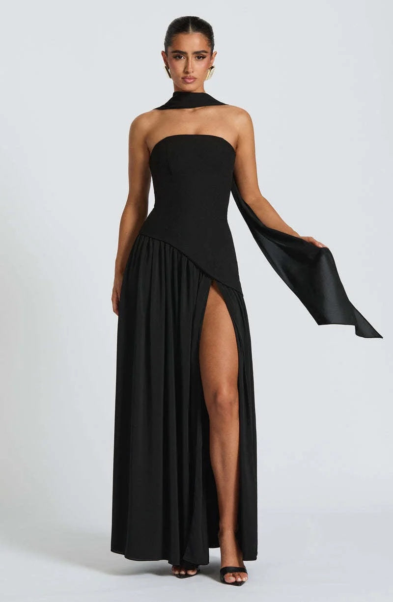 Vestido negro Straples image