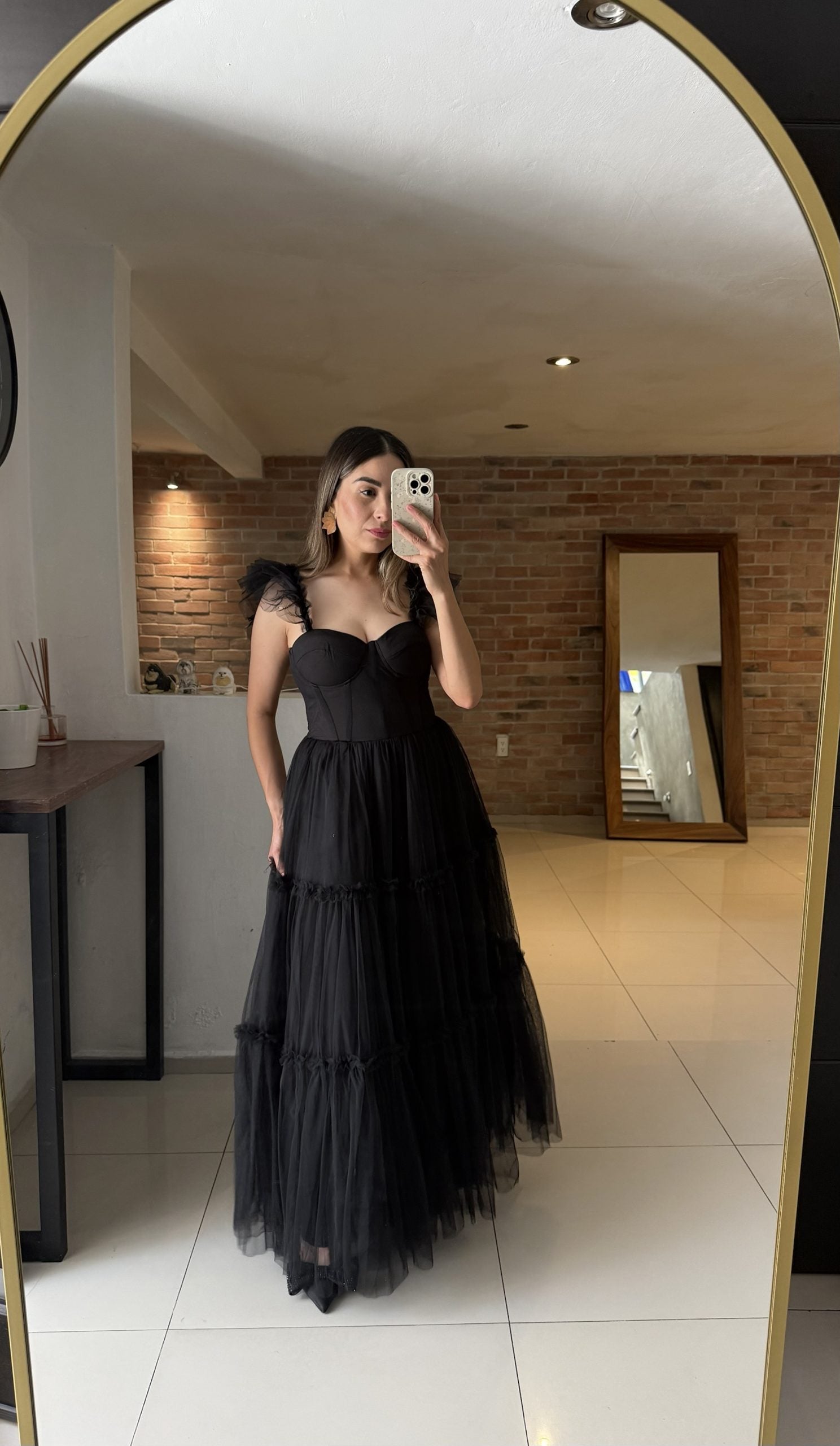 Vestido negro tul midi image